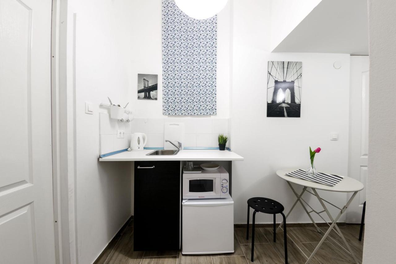Rio'S Stylish Central Flats Βουδαπέστη Δωμάτιο φωτογραφία